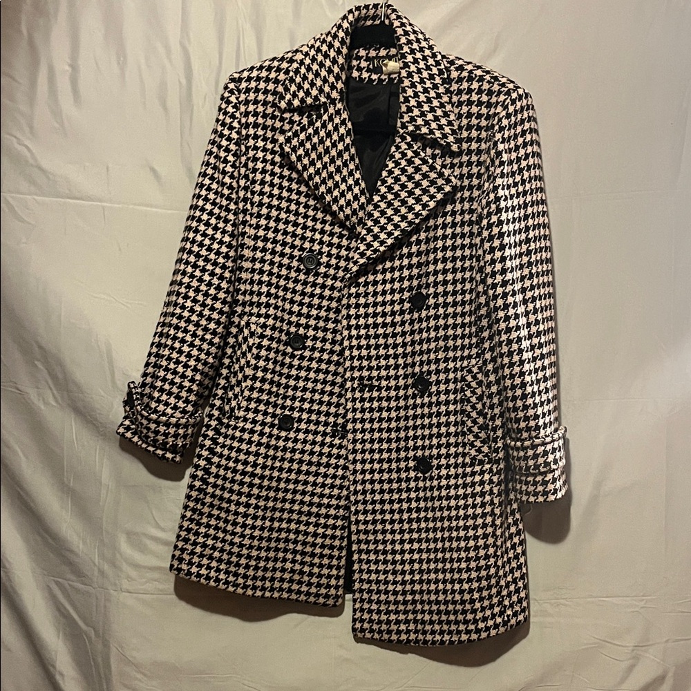 Classic Houndstooth Double-Breasted Pea Coat